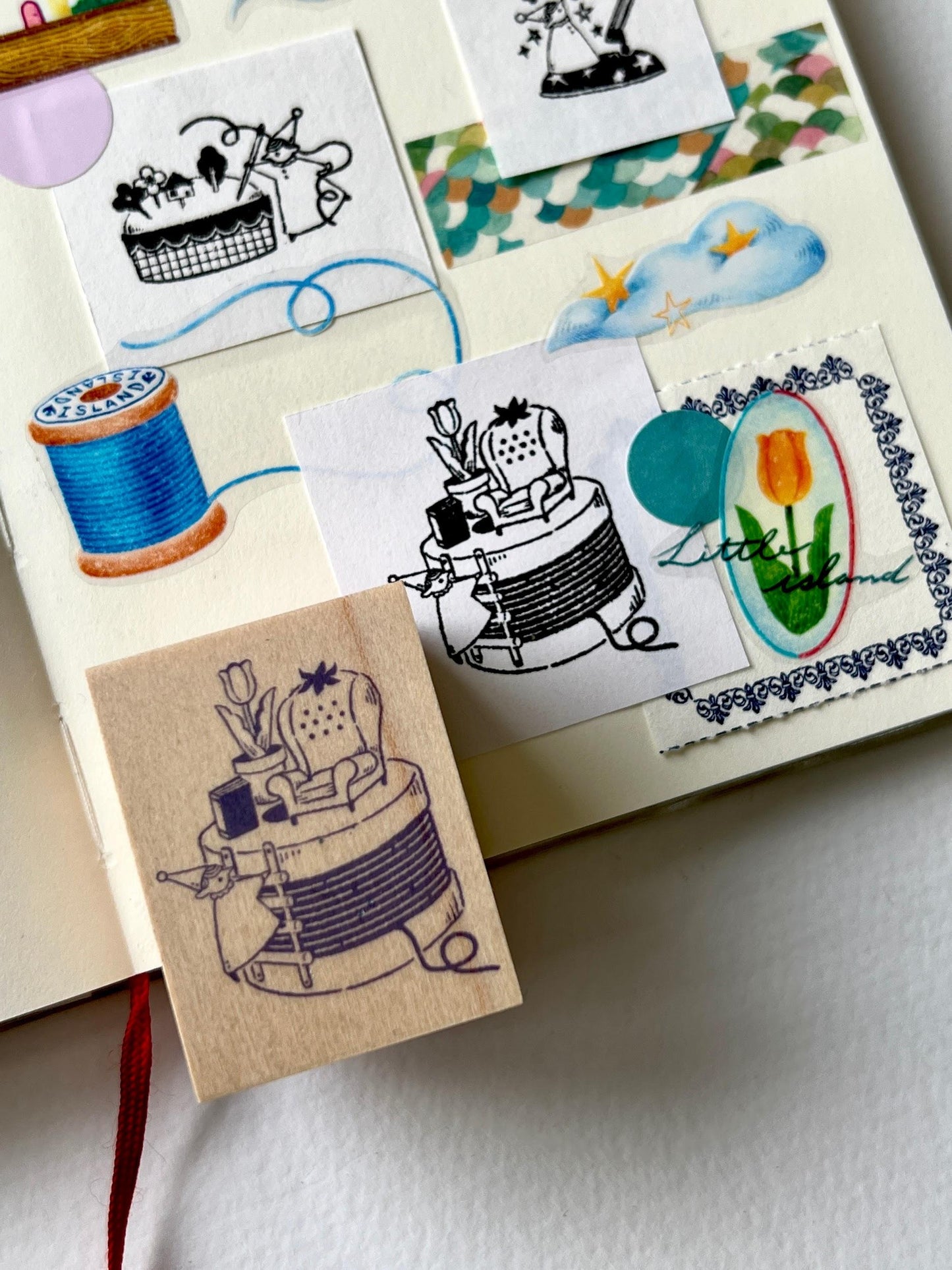 [Pre-order] 'Little Island Series' Sewing Thread Spool Island Stamp