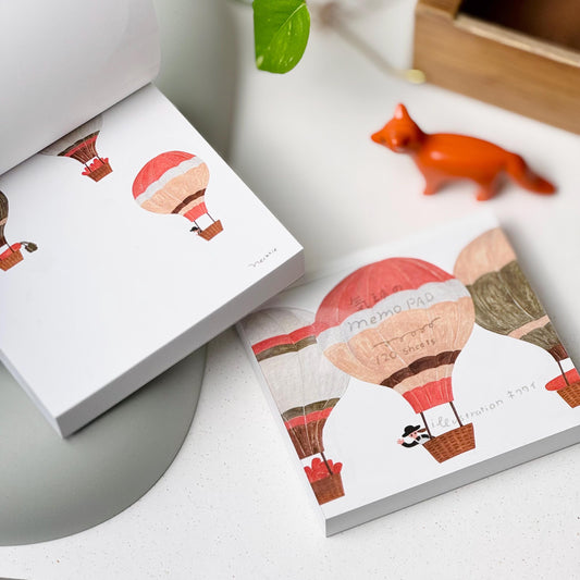 Hot Air Balloon Girl Memo Pad (120 sheets) by Necktie (Rare)