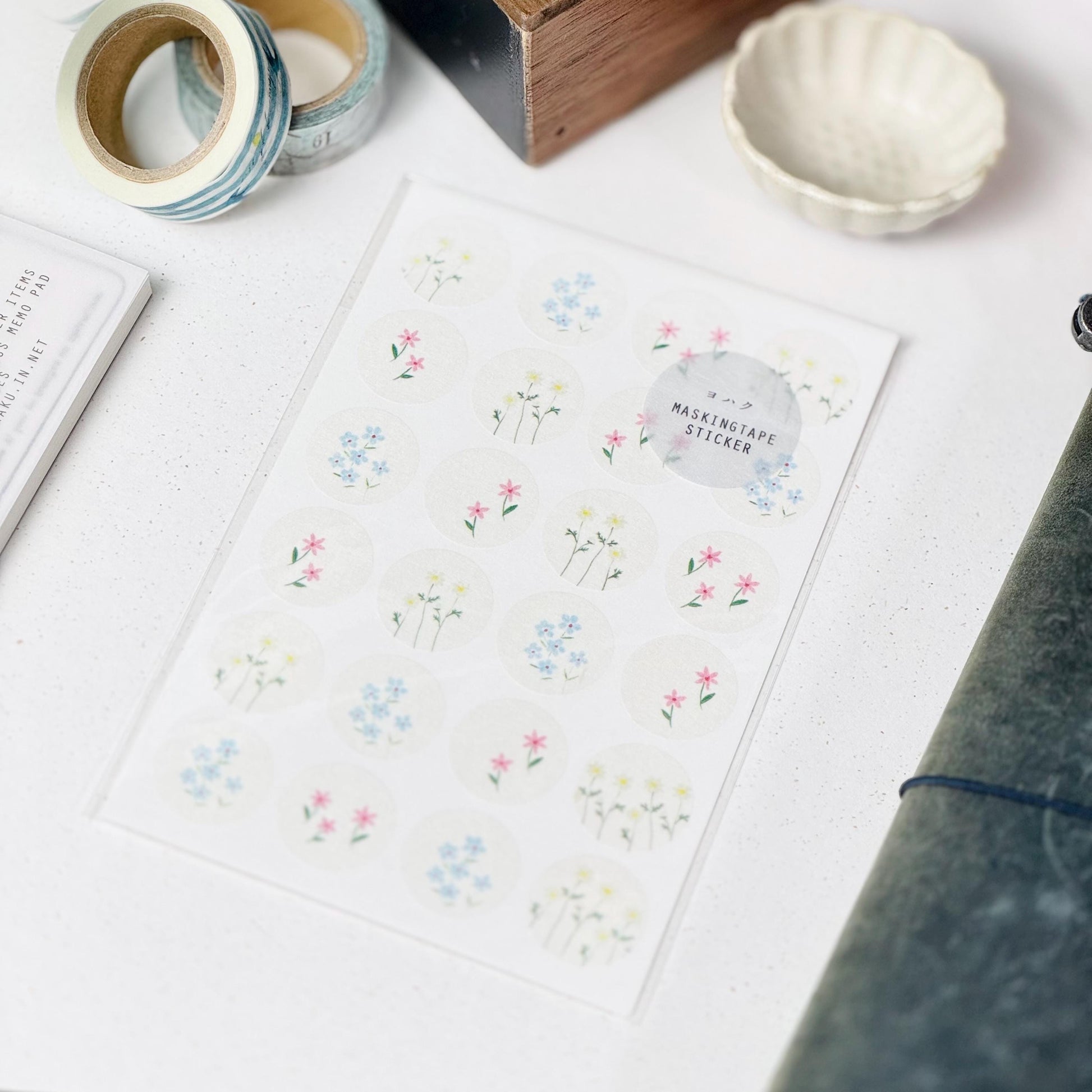 Circle Washi Sticker 'Humming' M-079 by Yohaku (Rare, Postal, Modern elegant)